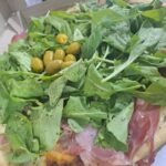 Rucula-jamon-crudo-y-parmesano